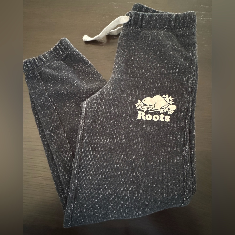 Roots Black Pepper Kids Charcoal Joggers with Logo Size 7